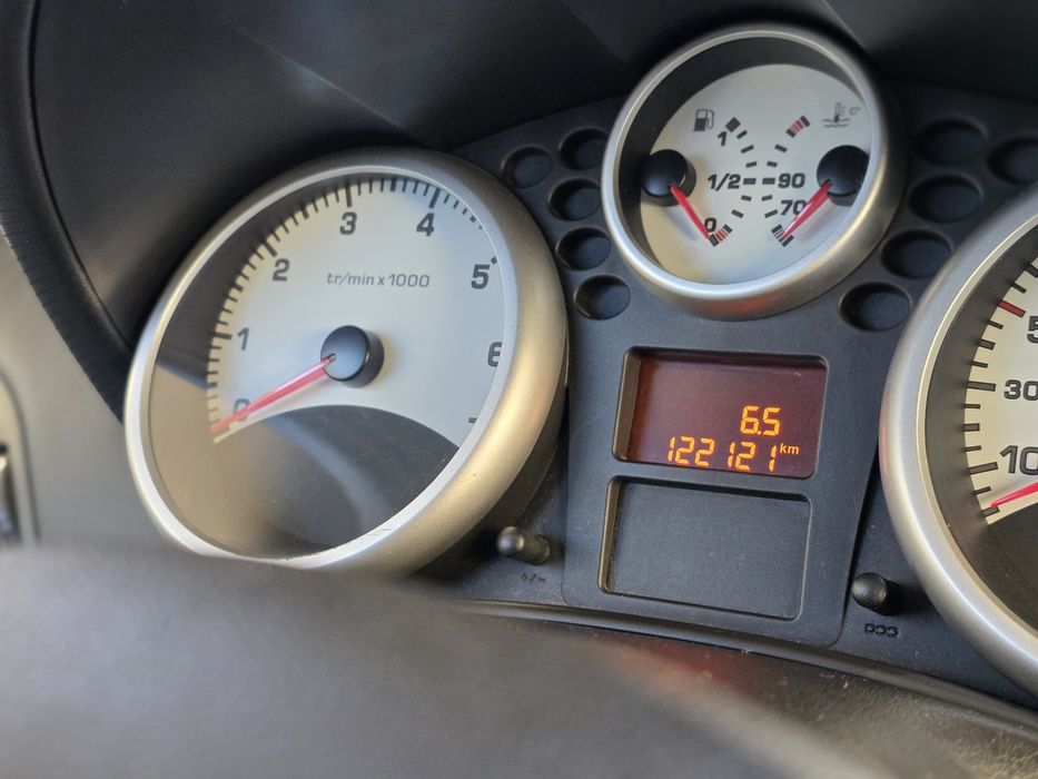 Peugeot 207 1.4 - 2010