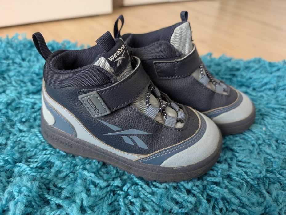 Skórzane buty weebok r.24