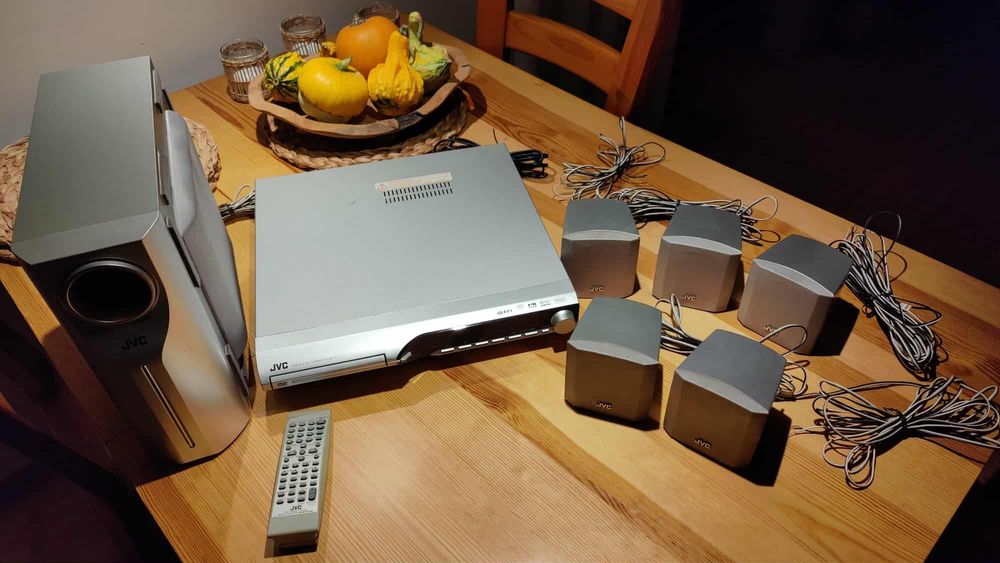 Kino domowe JVC TH-S11 5+1 DVD