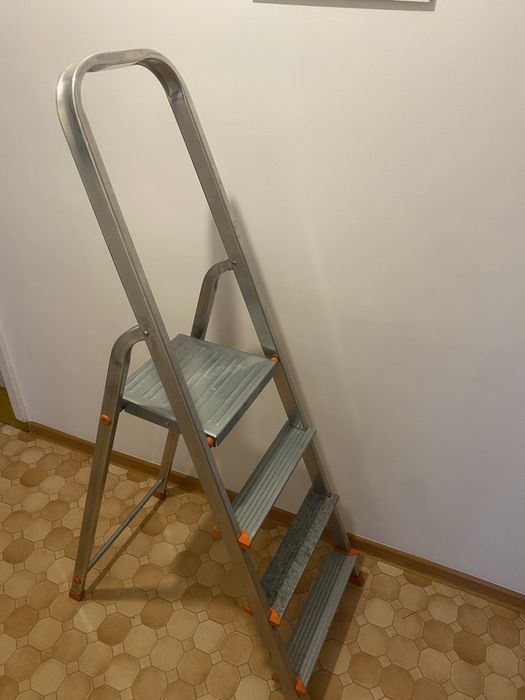 Drabina aluminiowa czterostopniowa