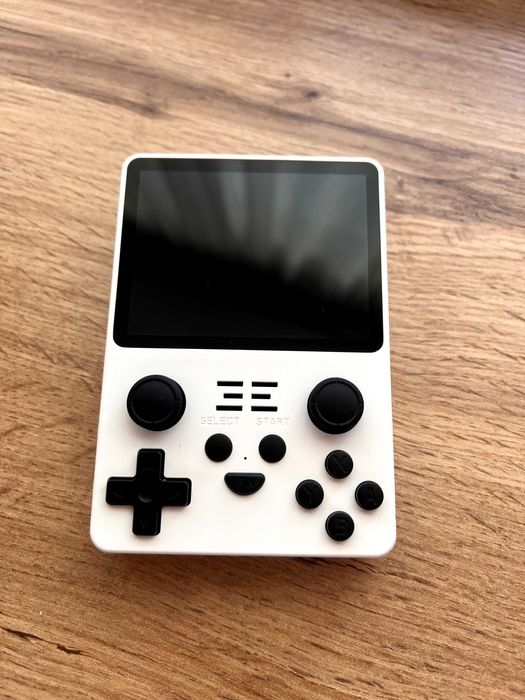 Портативна ігрова консоль Powkiddy RGB20S