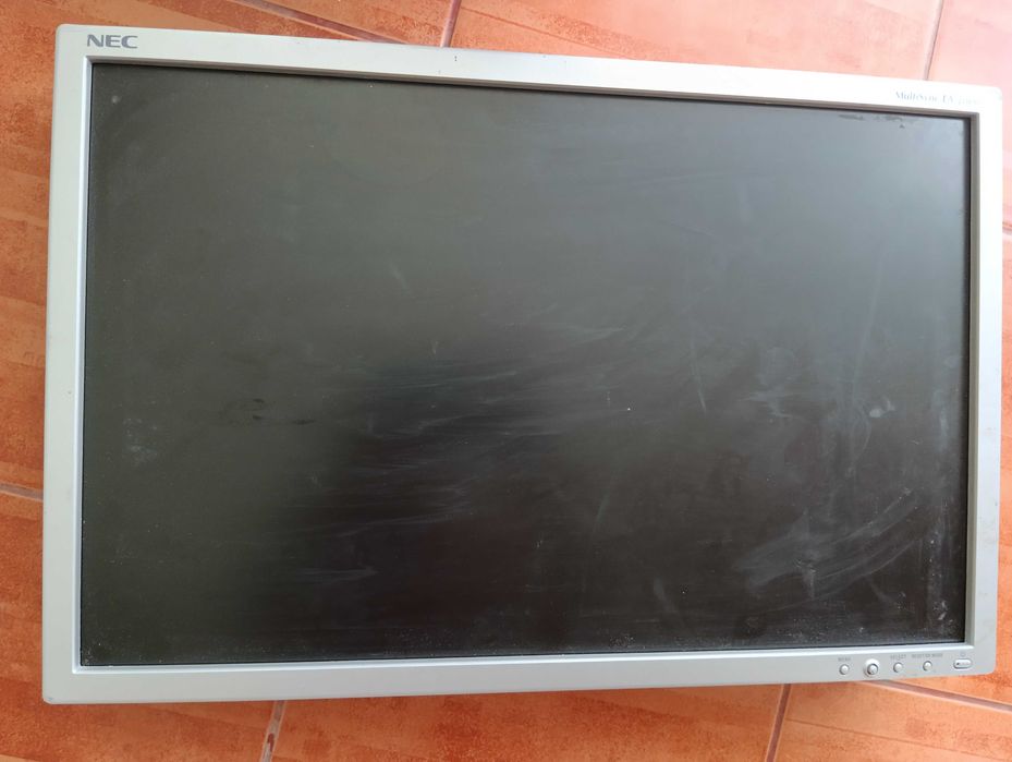 монитор 21"  NEC