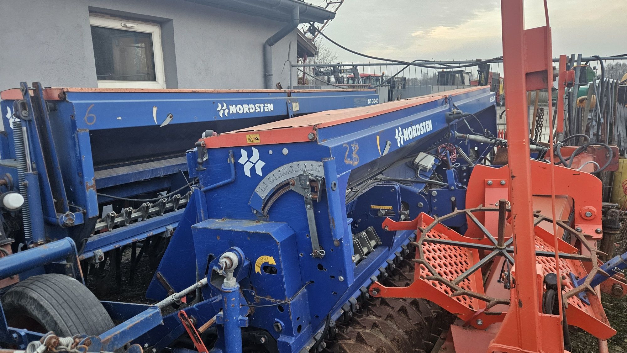 Siewnik Nordsten 3040+Kuhn brona