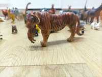 Figurki zwierzęta tygrys, cerber, jeż