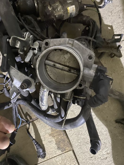 Дросельна заслонка m50b25 з круізом