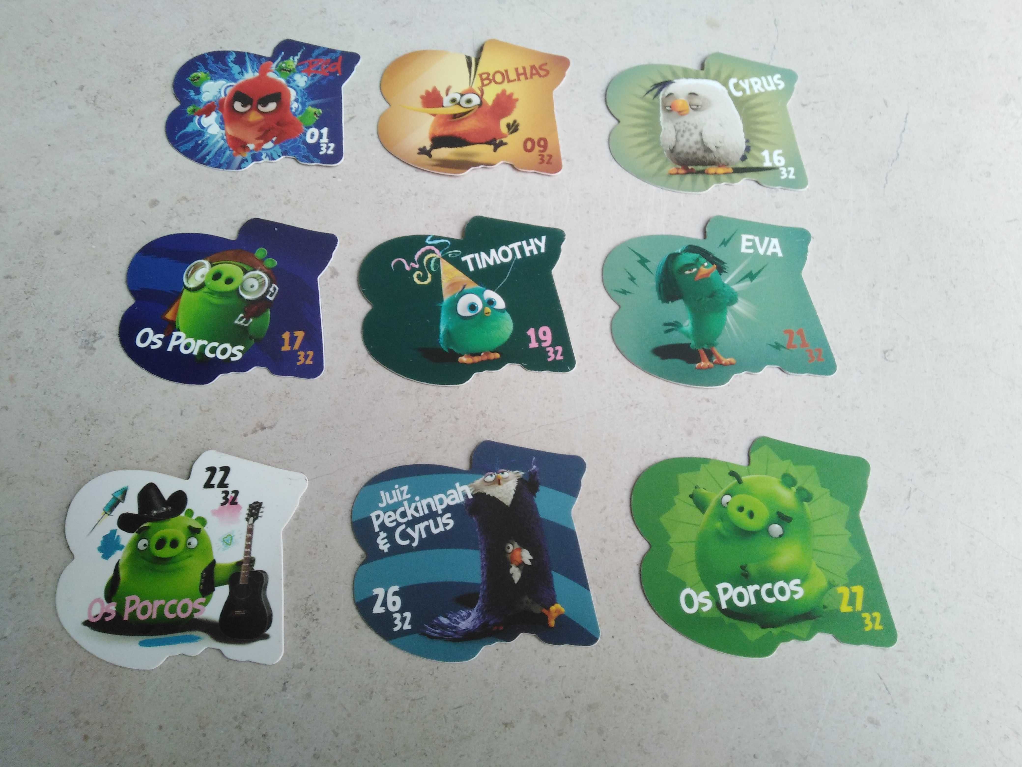 Conjunto de 9 Tazos Angry Birds.