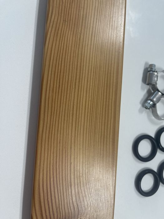 Suporte madeira cadeira IKEA