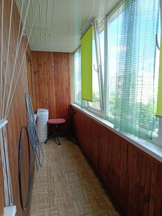 Продам 4 кімнатну квартиру, з автономним опаленням, велика кухня,Тинда