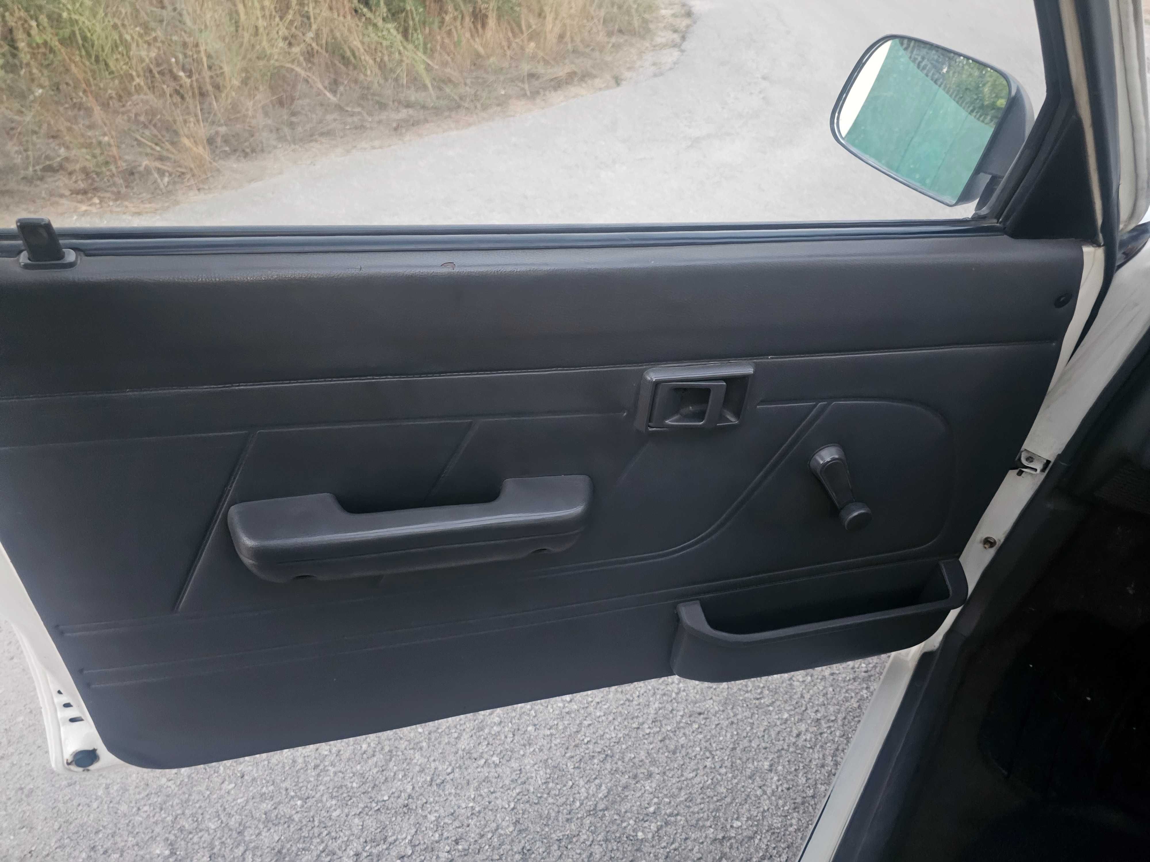 TOYOTA HILUX direção assistida