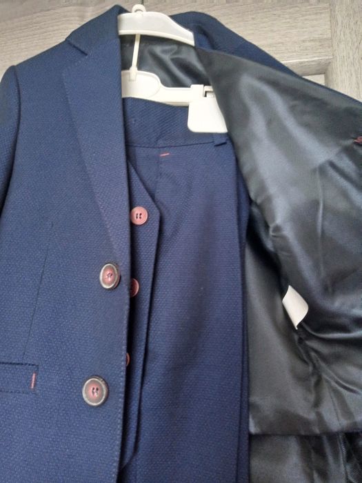 Костюм трійка стан Нового