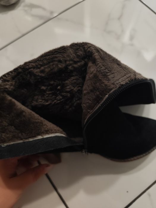 Взуття зимове жіноче з натуральною цегейкою на підборах