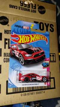 Hot Wheels FORD Mustang GT Custom
