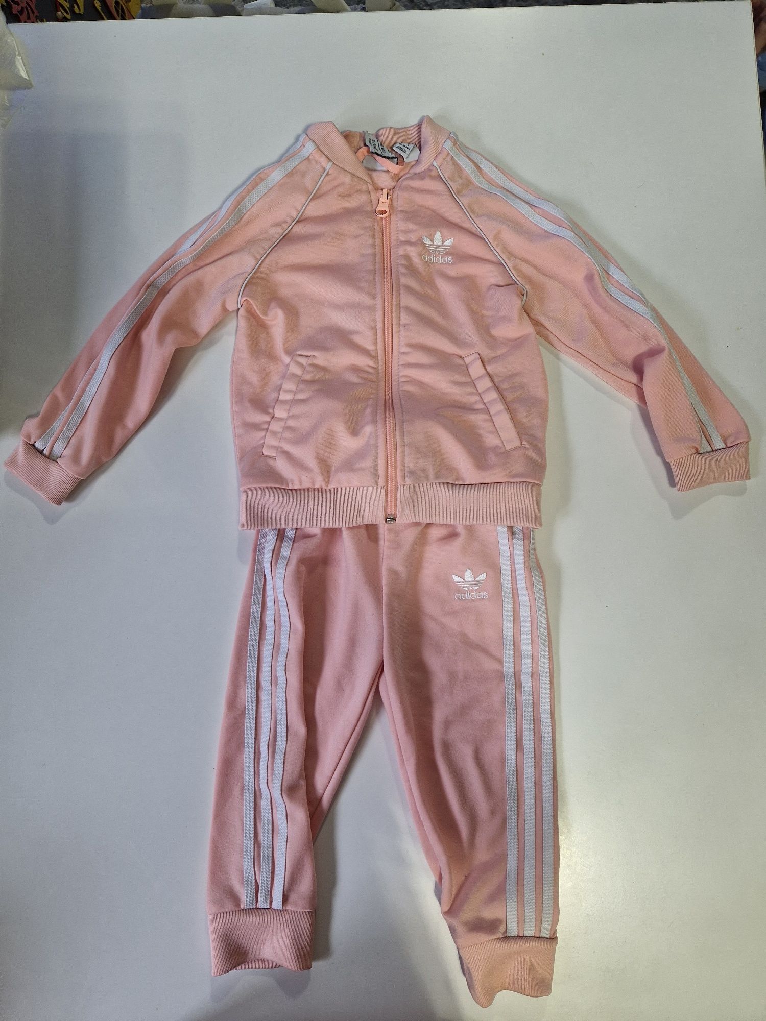 Dresy różowe adidas dla dziewczynki