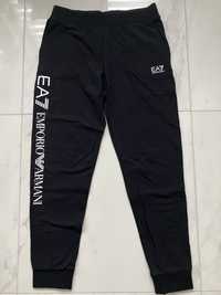 Emporio Armani EA7 spodnie dresowe L