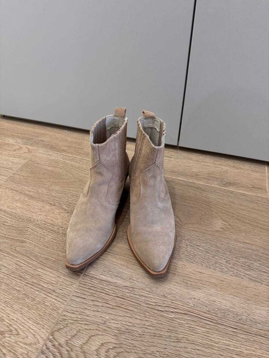 Замшеві козаки Hello store