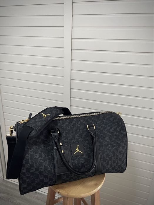 Дорожня сумка Air Jordan Monogram Duffle Bag чорна ОРИГІНАЛ