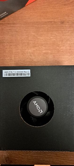 Procesor Amd Ryzen 3 3200G
AMD Ryzen 3 3200G – 4 rdzenie, 4 wątki – SP