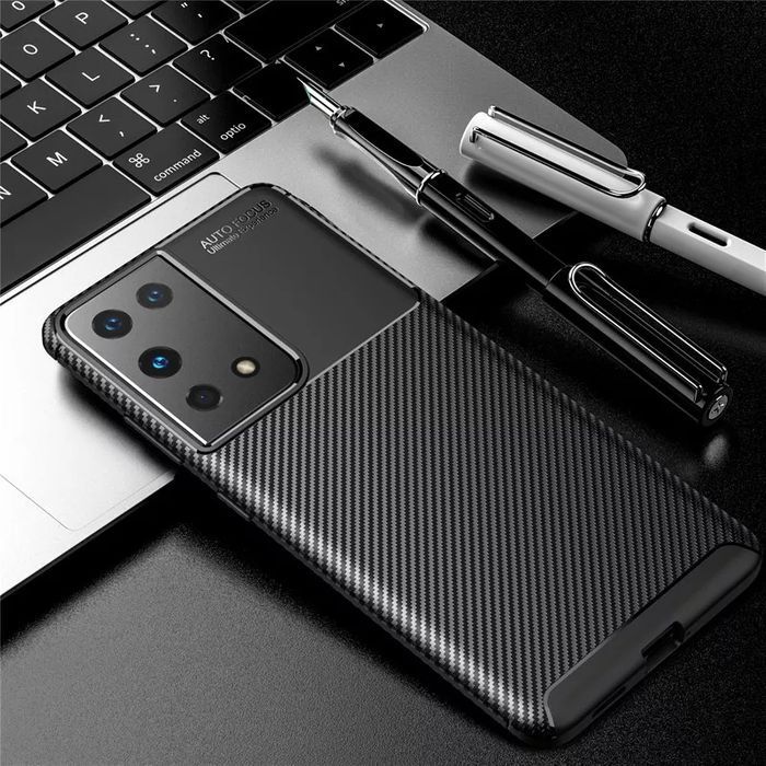 Capa T/ Carbono P/ Samsung S22 / S21 Plus / S22 Ultra / S21 / S22 Plus