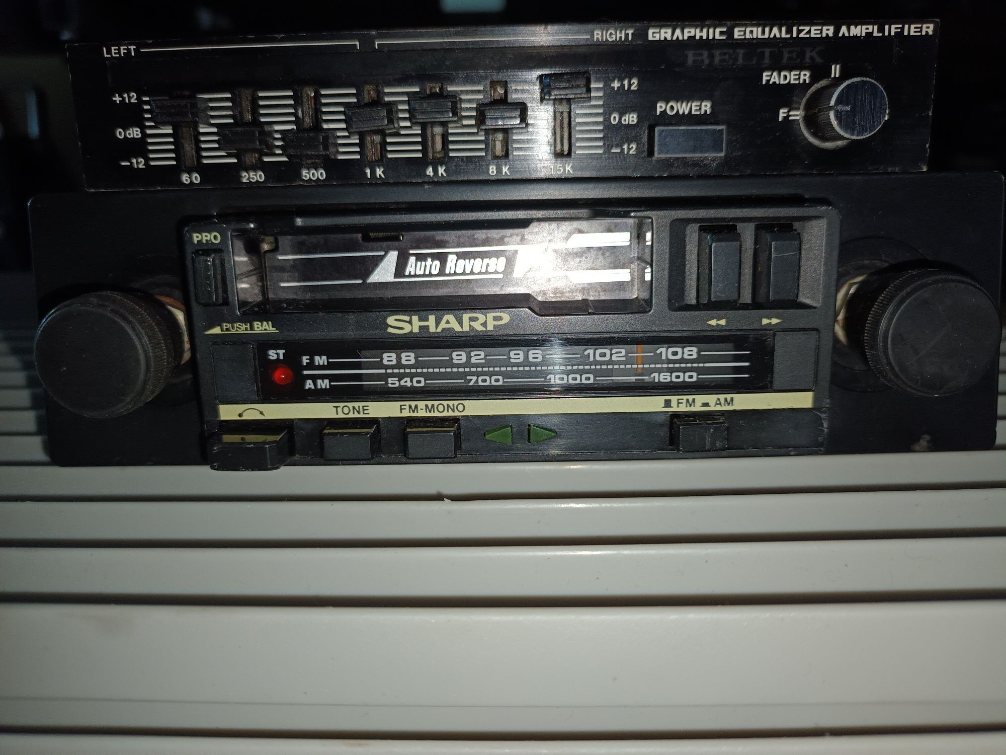 Radio cassetes Sharp