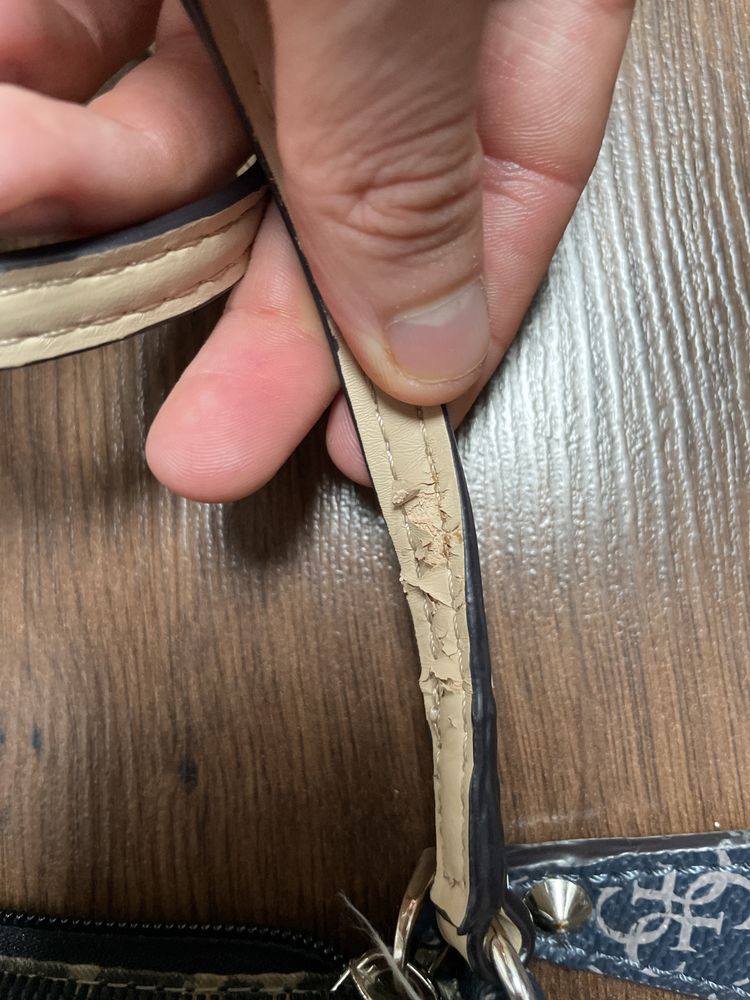 Torebka damska Guess