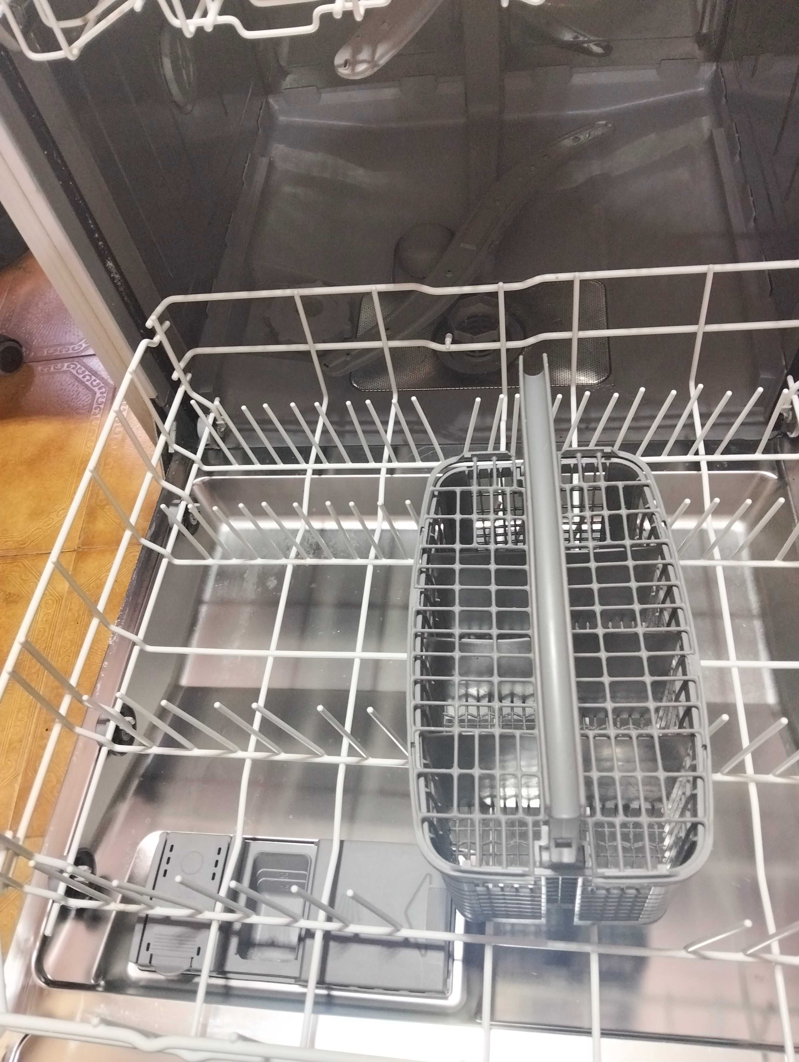 Máquina de louça Siemens encastre