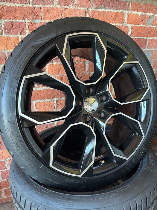 Koła Letnie 19 Skoda Superb KaroQ 235/40R19 Lato Nowe 2024 Felgi