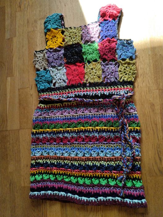 Ażurowa sukienka z paskiem, pasek, boho, szydełkowa, rozmiar M+