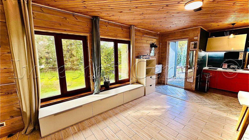 тільки сім'ї (до 2х чоловік) Здається будинок у Солов’їній Рощі