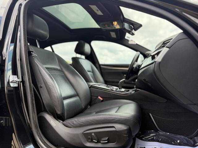 2015 BMW 5 Series 528i