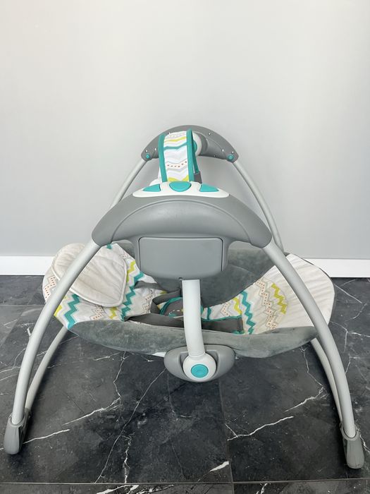 Гойдалка, шезлонг для немовлят