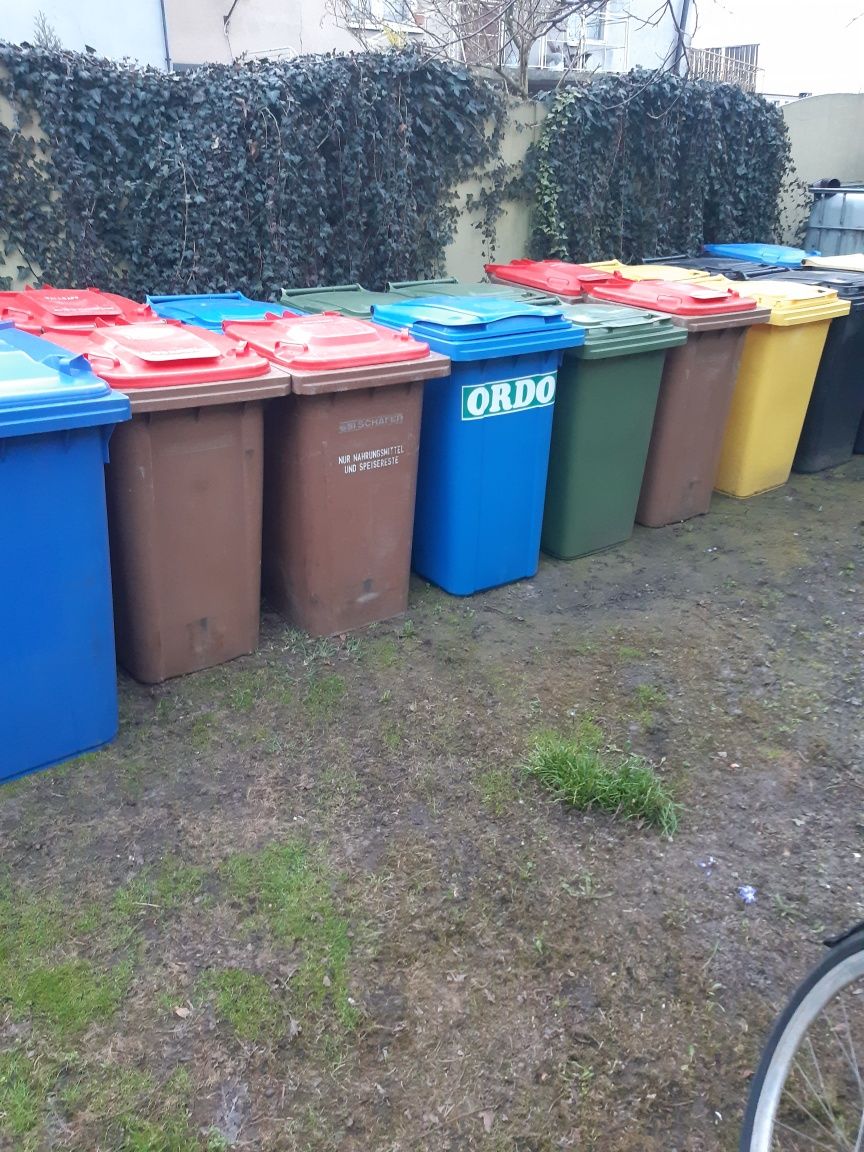 Kubły na odpady zmieszane i segregowane, kubeł kosze pojemniki