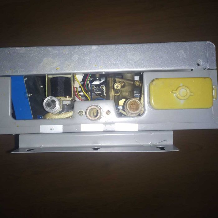 Продам Газовую колонку Selena SWH-20-E2