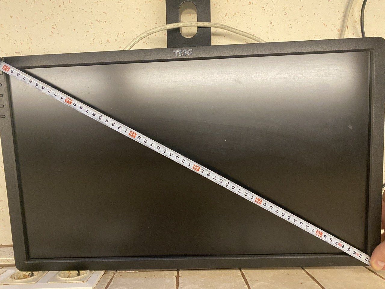 Монітор DELL 61см діагональ