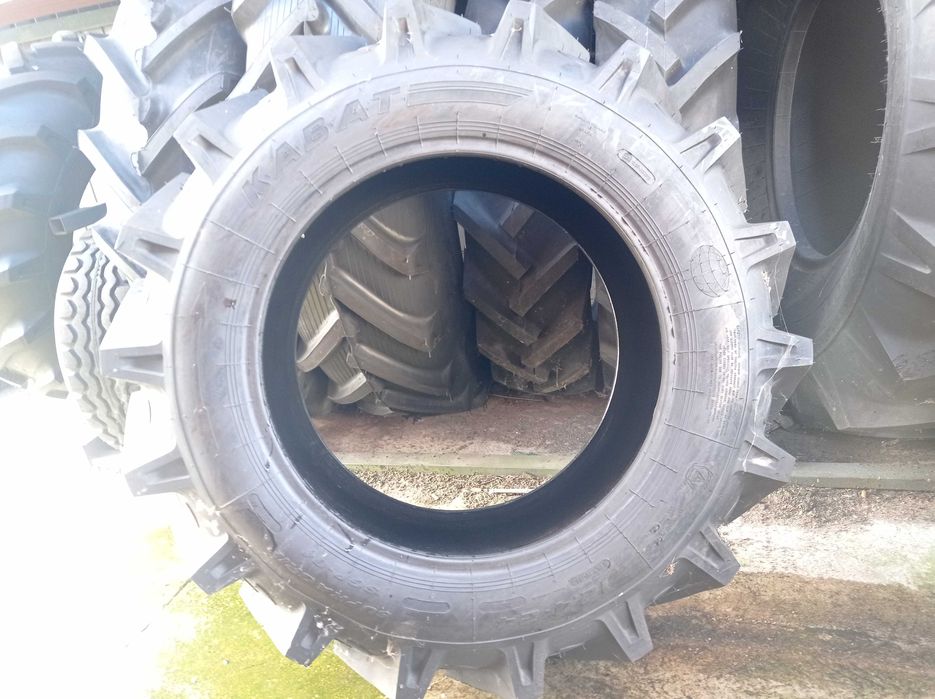 Opona 12.4*24 8pr Kabat