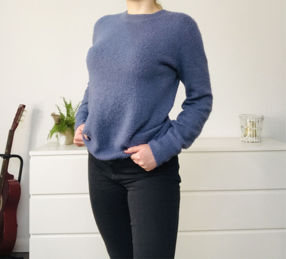 Niebieski sweter z długim rękawem H&M 34 (XS) basic