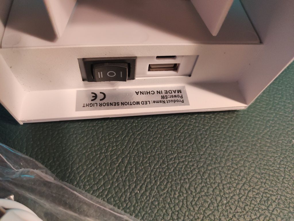 2x lampa ścienna z czujnikiem ruchu, kinkiet SenFay USB c magnes