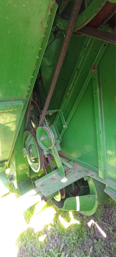 Комбайн john deere 1052