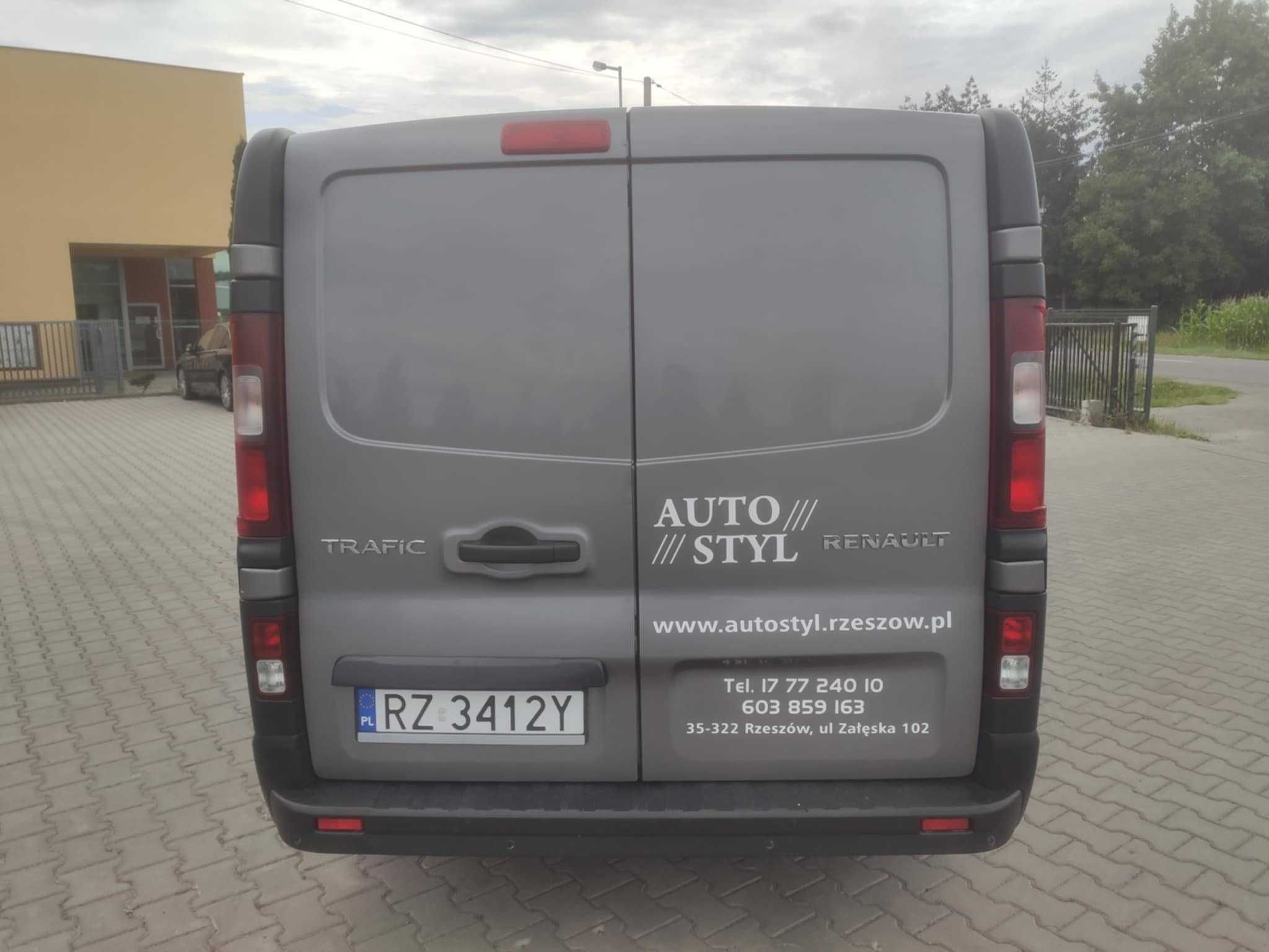 Renault Trafic III 2015 long