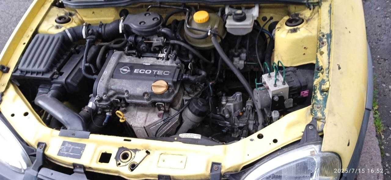 Opel Corsa B 2000 rok