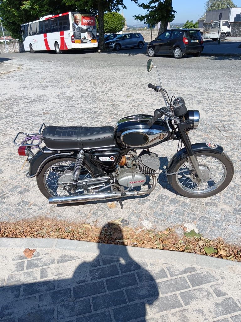 Mota zundap m70 preta