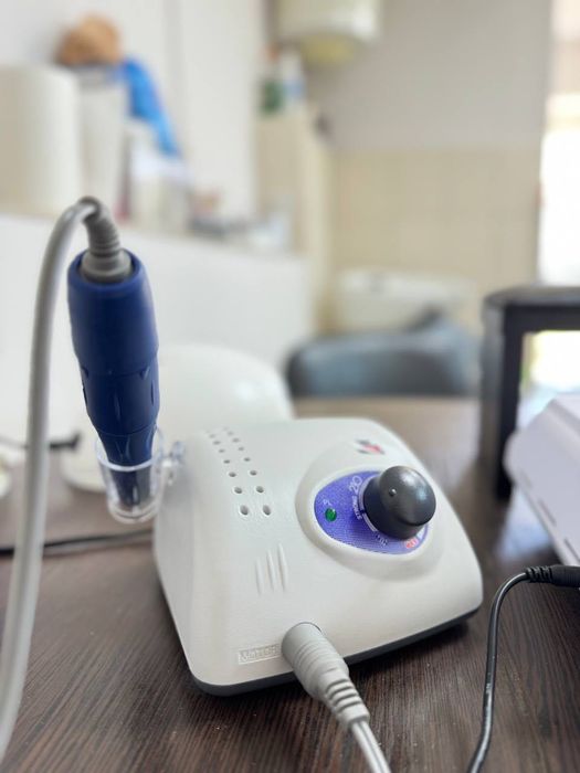 Продам Фрезер, підлокотник, витяжку всьо для манікюру та педикюра!