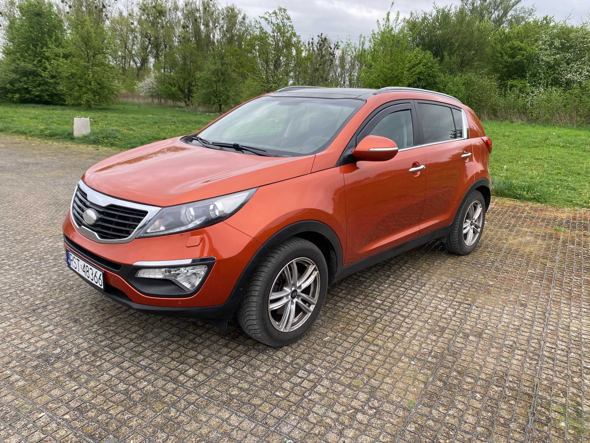 Kia Sportage 1,7D *Spirit* Navi* Kamera *Panorama * Xenon * Max Opcja