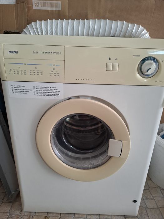 Máquina lavar roupa e Máquina de secar roupa