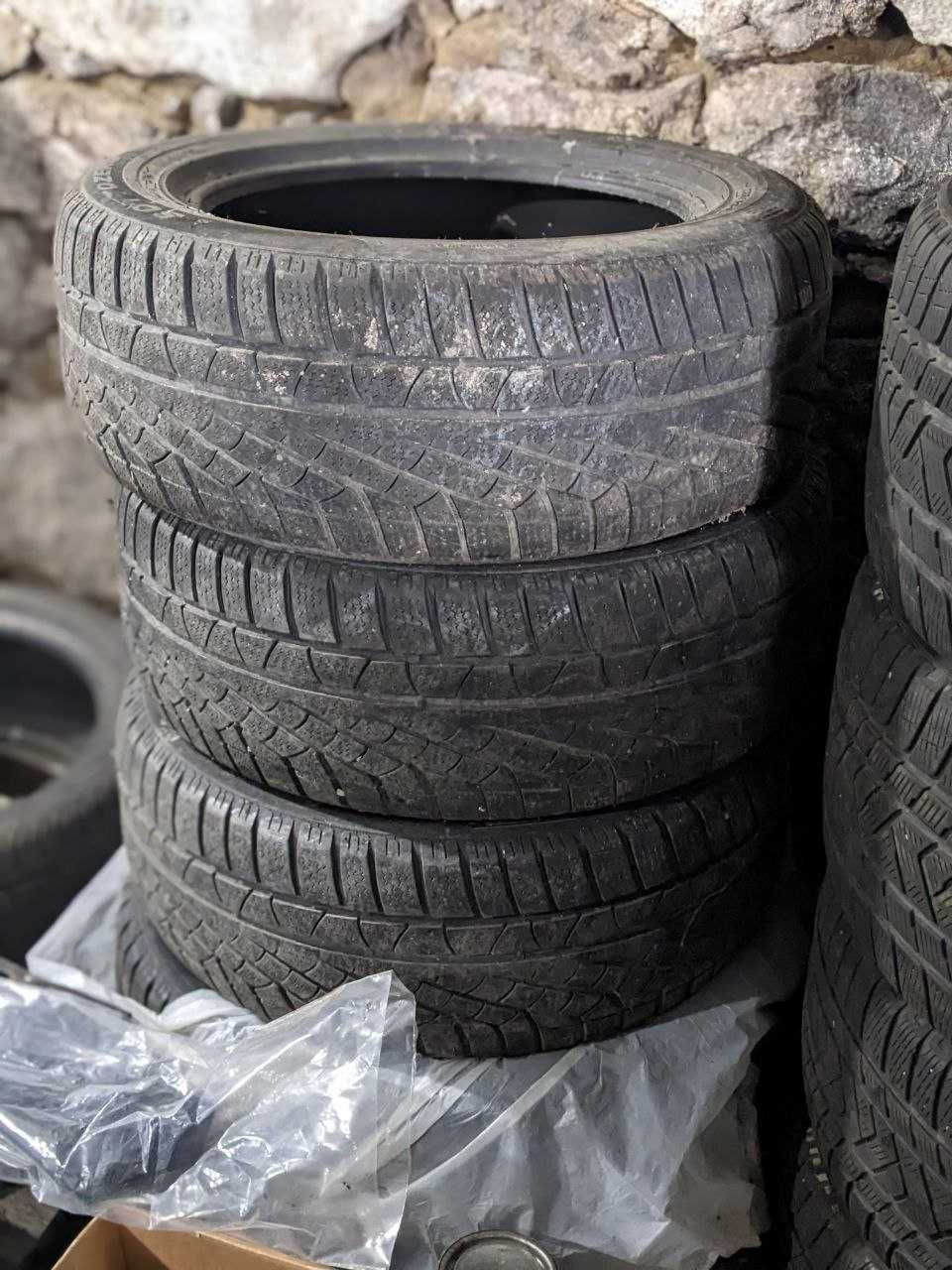 Зимова резина PIRELLI 235/55/ R17