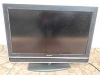 Vendo televisão usada