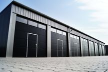 Producent Brama garażowa segmentowa Bramy garażowe przemysłowe4*2,185