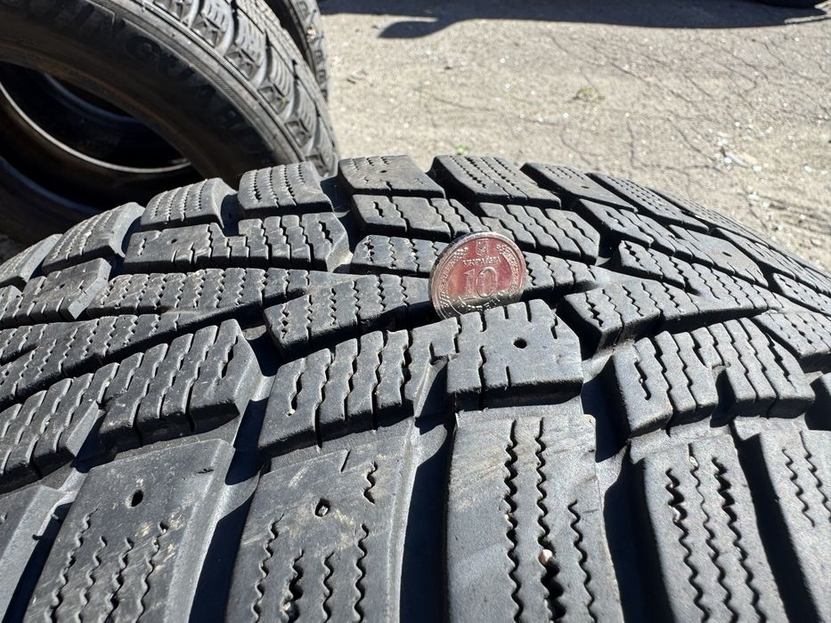 Продам резину 205/55 r16