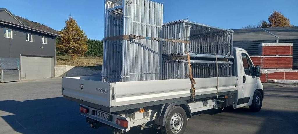 Aluminiowe lekkie rusztowanie Állvány systemowe PLETTAC~101 m2 na piny
