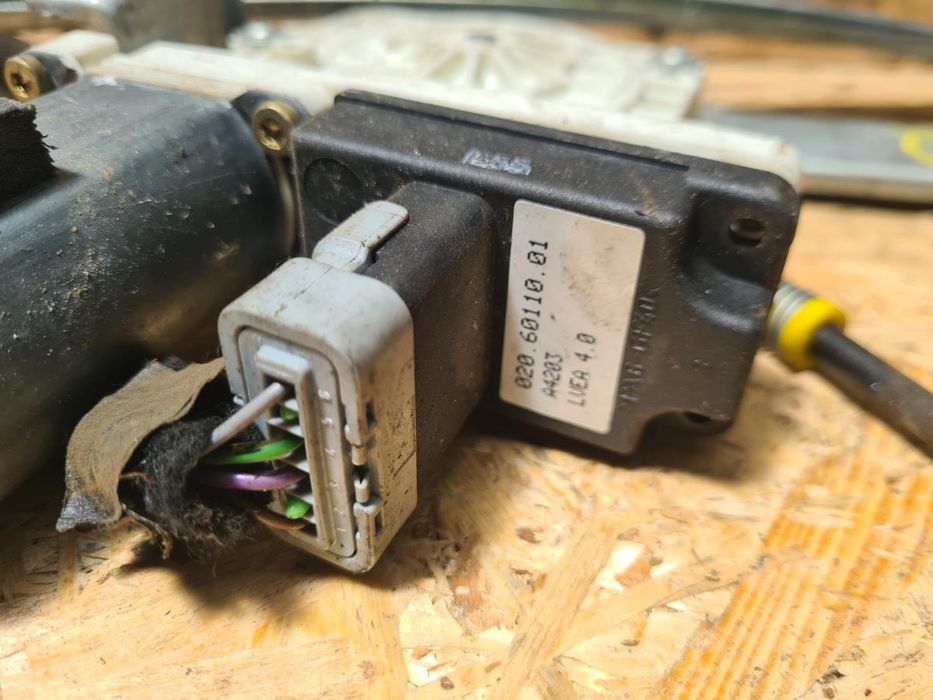 Elevador vidros frente direito CITROËN C2 (JM_)