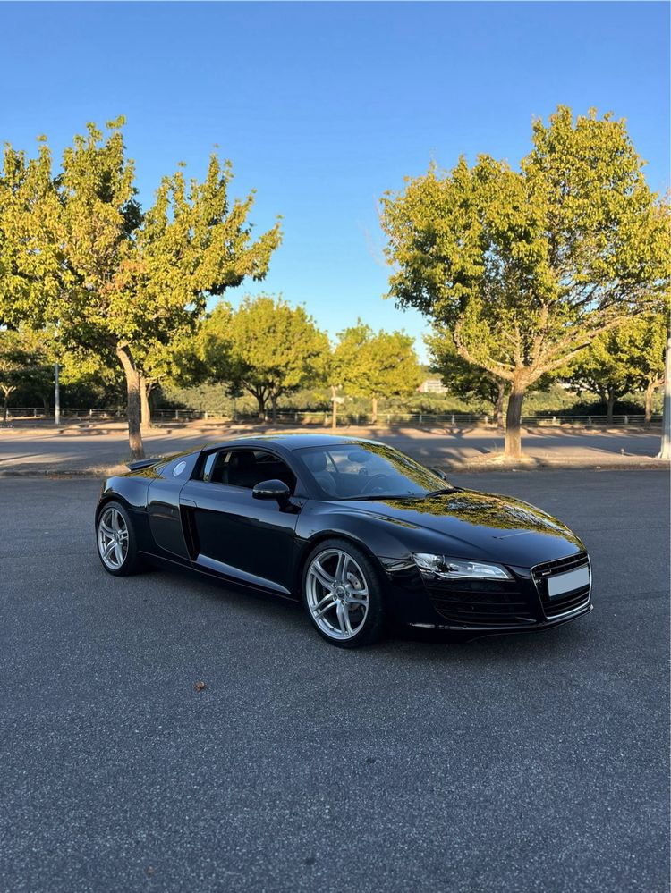 Audi R8 Coupé 4.2FSI V8 quattro R-tronic